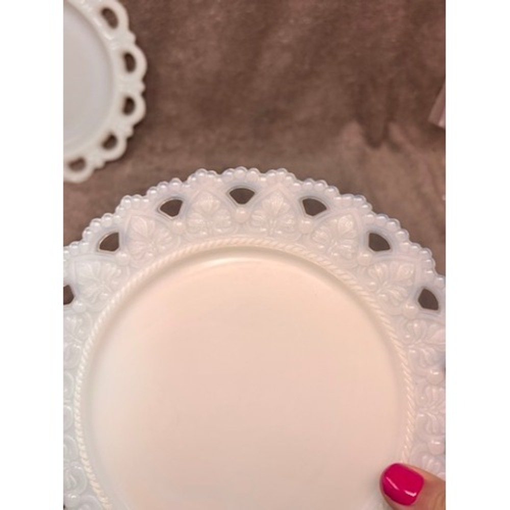 Vtg Milk Glass Plates Set of 2 White Open Lace Floral Scalloped Rim 7" 8" Wall - Picture 3 of 8